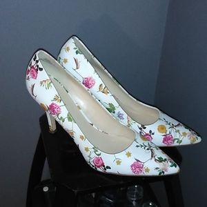 Nine West floral pumps